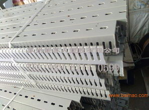 新型絕緣行線槽購買、定制加工與工業(yè)插座選購指南